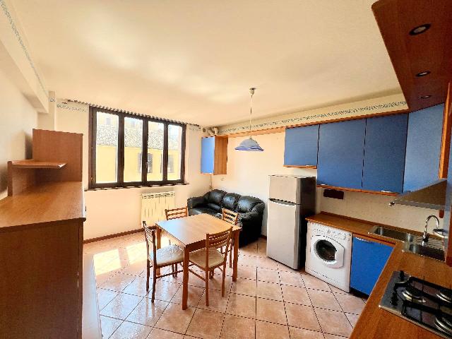 4-room flat in {3}, Via Fabio Filzi 68 - Photo 1