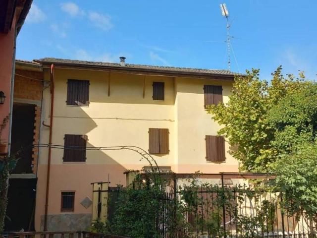 Villa in Strada Provinciale 122, Garbagna - Foto 1