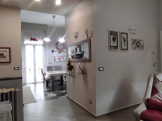 Apartament in {3}, Piazza Cesare Battisti - Photo 1