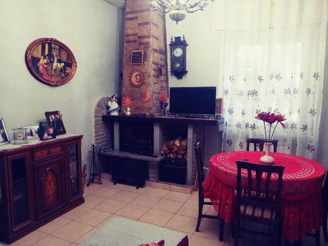 Villa in Strada Acqui 18a, Alessandria - Foto 1