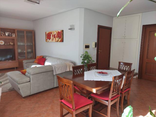 Apartament in Via Guglielmo Marconi, Sale - Photo 1