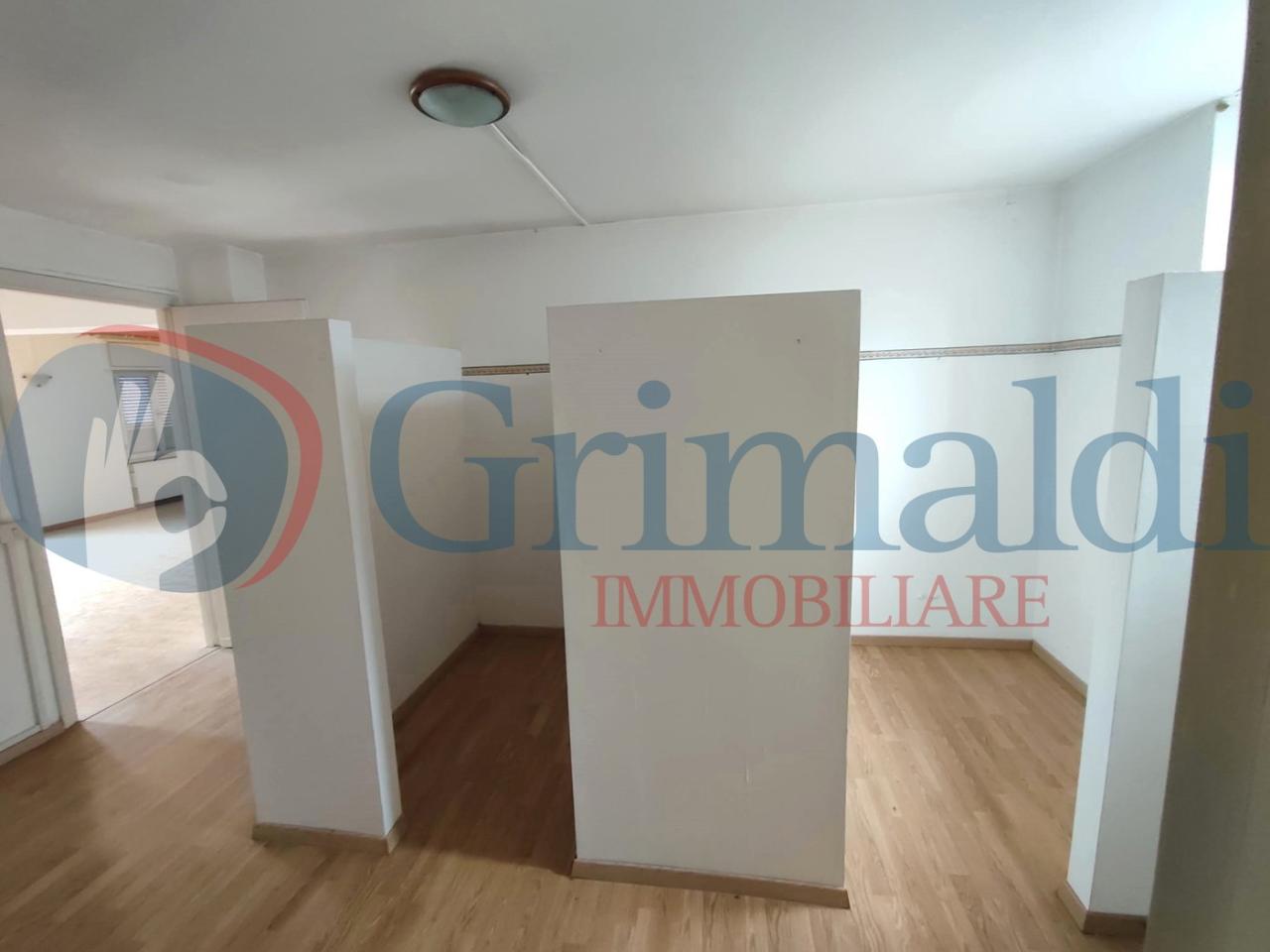 Ufficio in , Corciano, {3} - Foto 2