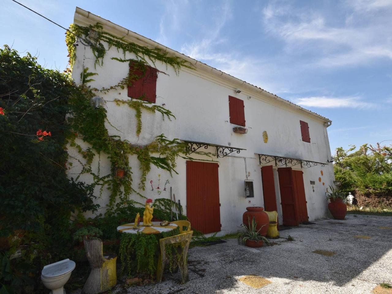 Villa in vendita a Monte San Vito