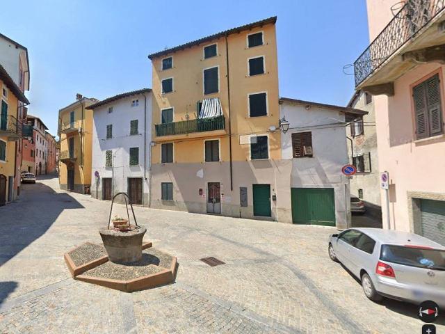 Detached house in Piazza della Chiesa, Rocca Grimalda - Photo 1