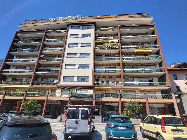 Apartament in {3}, Piazza Monte Zerbion 30 - Photo 1