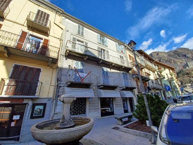 4-room flat, Pont-Saint-Martin - Photo 1