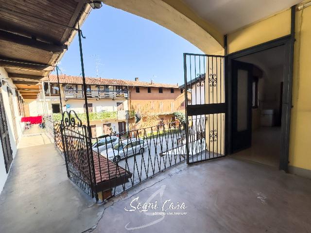 2-room flat in Via Roma, Pombia - Photo 1