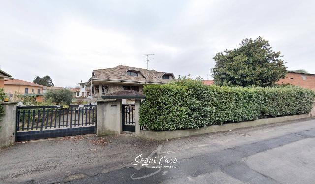 Villa in Via Martiri della Libertà, Varallo Pombia - Foto 1