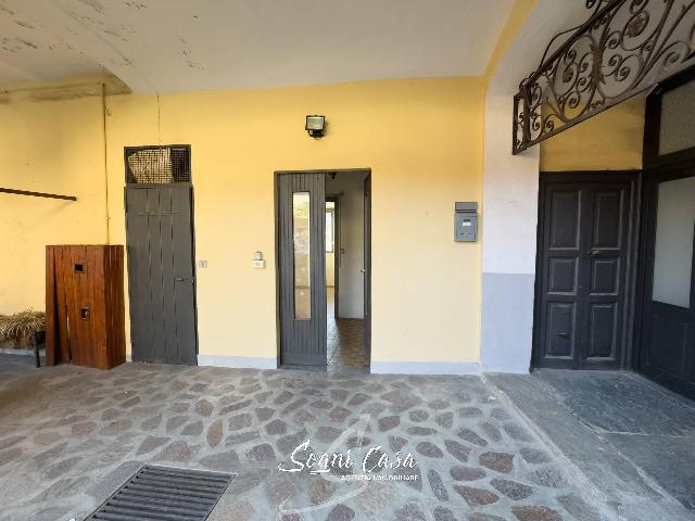 3-room flat in Via Roma, Pombia - Photo 1