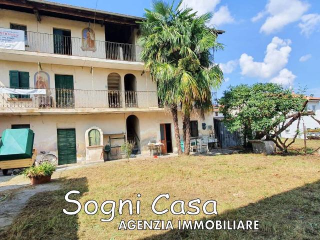 Country house or cottage in Via Campo Militare, Borgo Ticino - Photo 1