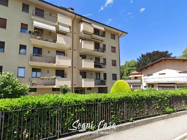 4-room flat in Via Milano, Arona - Photo 1