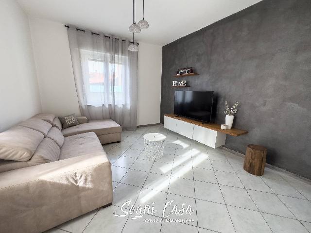 3-room flat in Via Roma, Varallo Pombia - Photo 1