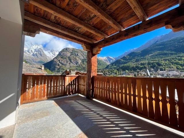 3-room flat in {3}, Strada Dolonne Courmayeur 5a - Photo 1