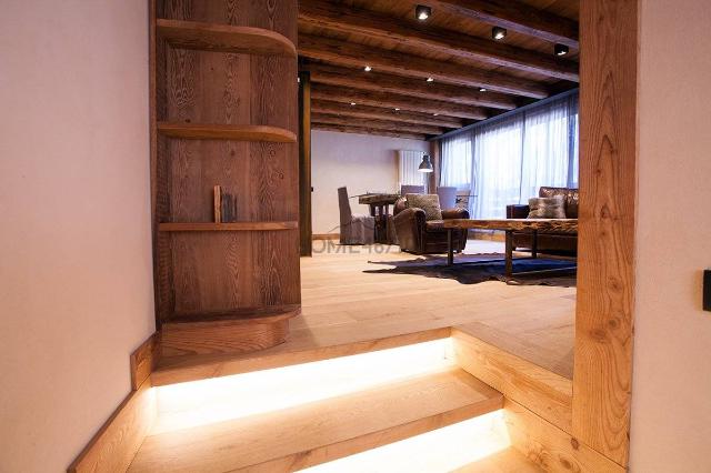 4-room flat in Viale Monte Bianco 3, Courmayeur - Photo 1