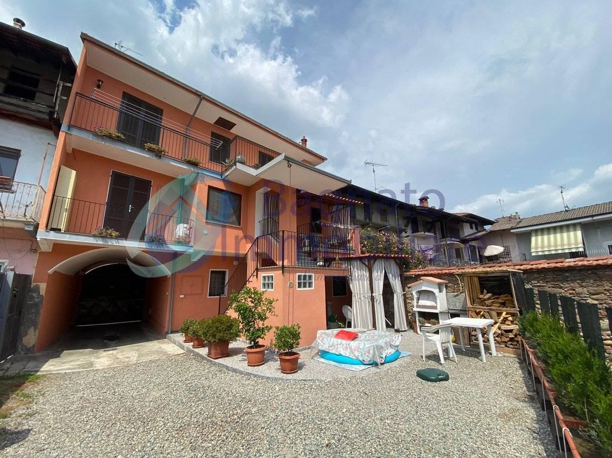 Casa indipendente in vendita a Carpignano Sesia