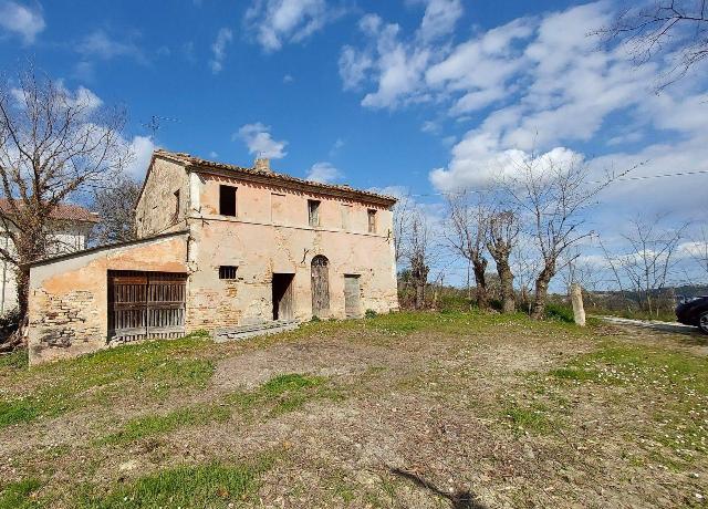 Country house or cottage in Via Montemarciano, Ostra - Photo 1