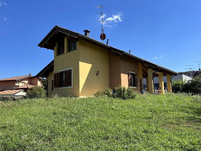 Villa in Vicolo Sorga 7, Borgomanero - Foto 1