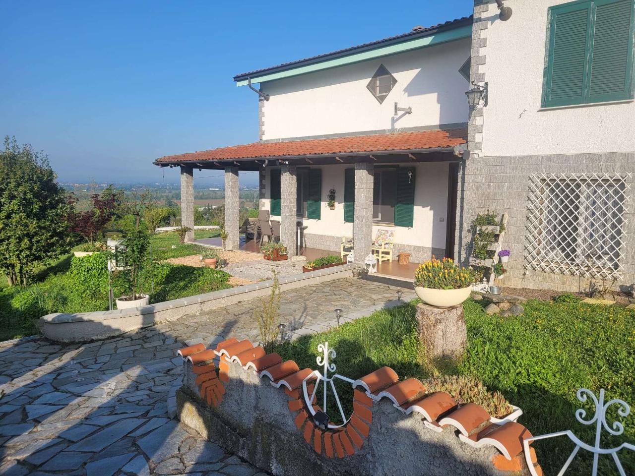 Villa unifamiliare in vendita a Pietra Marazzi