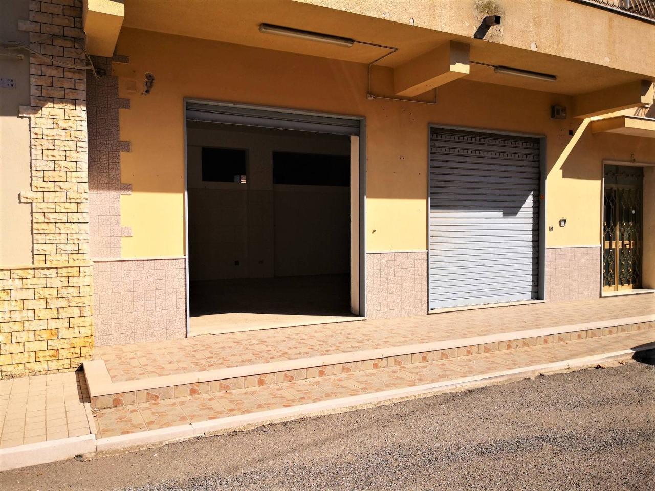Negozio in Via Capolanza, Cassano Allo Ionio, {3} - Foto 1