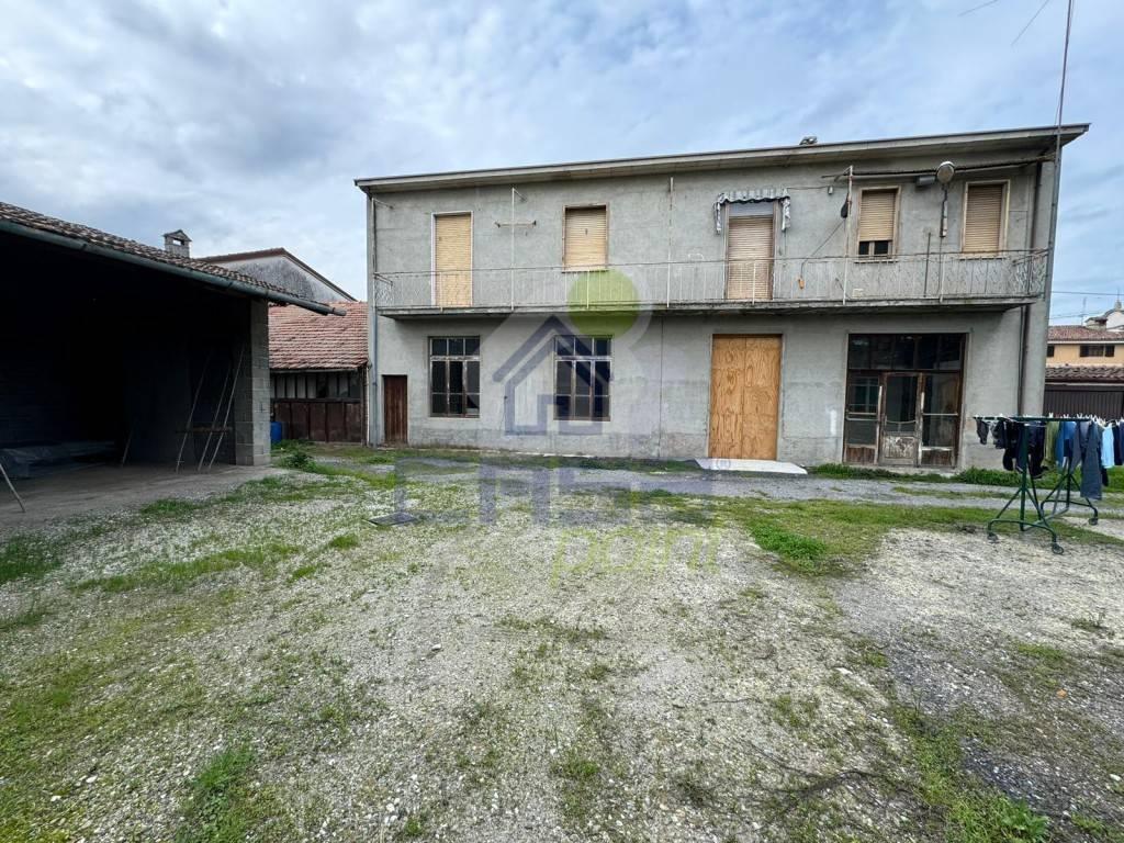 Casa indipendente in vendita a Castelnuovo Bocca D'Adda