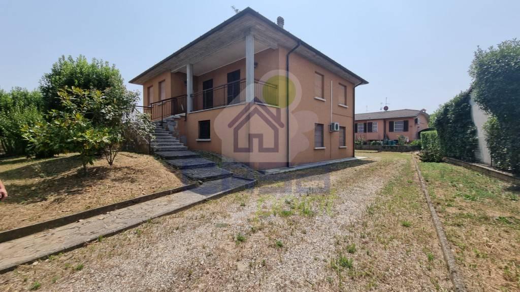 Villa in vendita a Santo Stefano Lodigiano