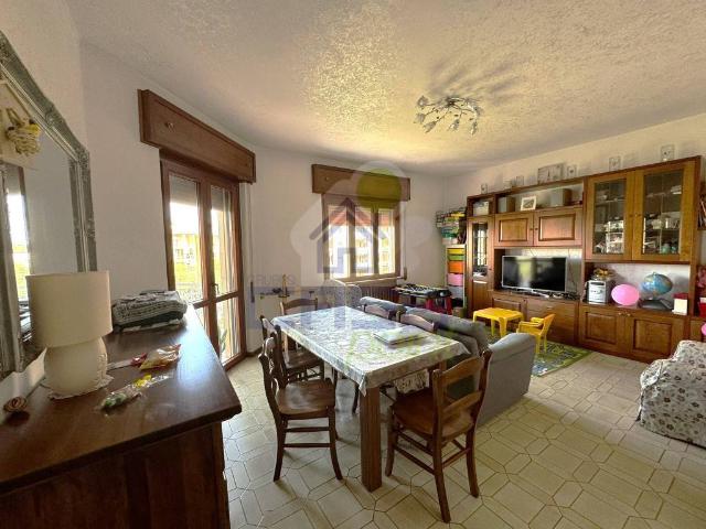 3-room flat in Viale Resistenza, Codogno - Photo 1