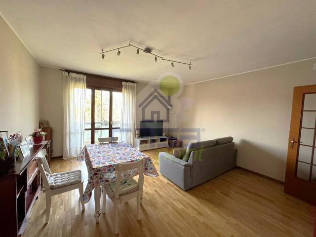 3-room flat in Viale Maccacaro, Codogno - Photo 1