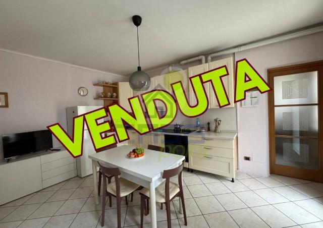 2-room flat in Via Dante, Codogno - Photo 1