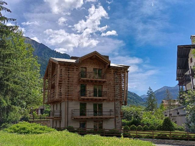 Vierzimmerwohnung in Strada delle Villette, Courmayeur - Foto 1