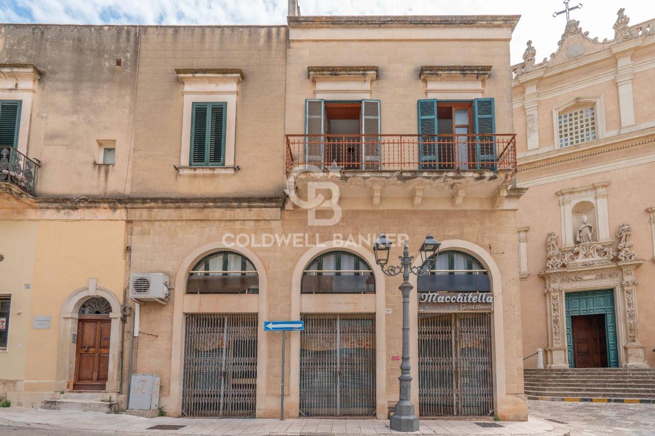 Negozio in Via Piazza Garibaldi, Casarano, {3} - Foto 1