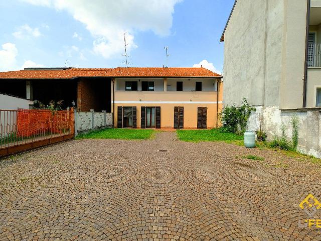 Villa in Via Michelangelo Buonarroti 39, Galliate - Foto 1