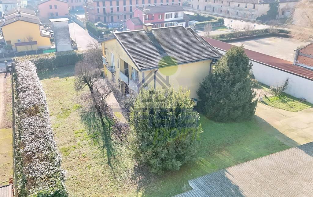 Villa in vendita a Malagnino