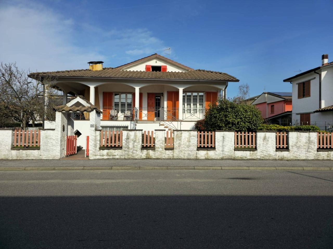 Villa in vendita a Pizzighettone