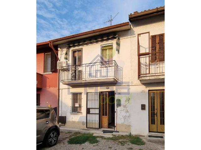 Detached house in Via Manzoni, Livraga - Photo 1