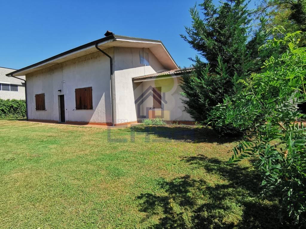 Villa in vendita a Cornegliano Laudense