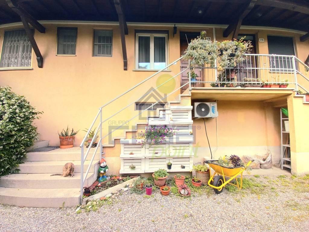 Casa indipendente in vendita a Ossago Lodigiano