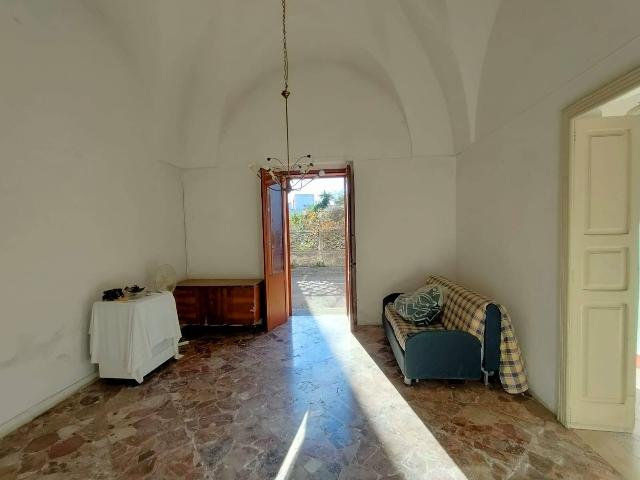 2-room flat in {3}, Via Gen. Bellomo - Photo 1