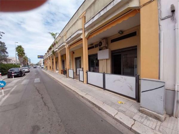Negozio in Via Malta 100/B-C, Muro Leccese, {3} - Foto 2