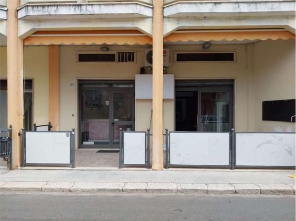 Negozio in Via Malta 100/B-C, Muro Leccese, {3} - Foto 1