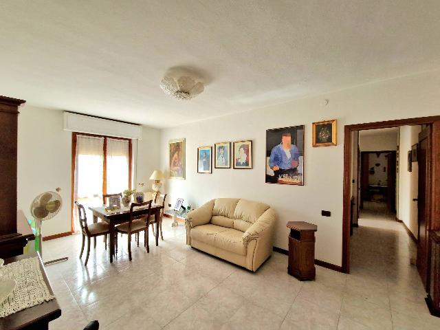 2-room flat in Via Antonio Stradivari, Quartu Sant'Elena - Photo 1