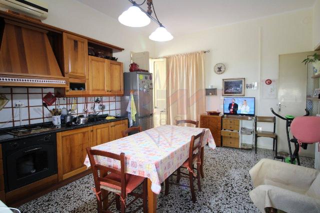 Casa indipendente in Corso Cesare Vergine 32, Tuglie - Foto 1