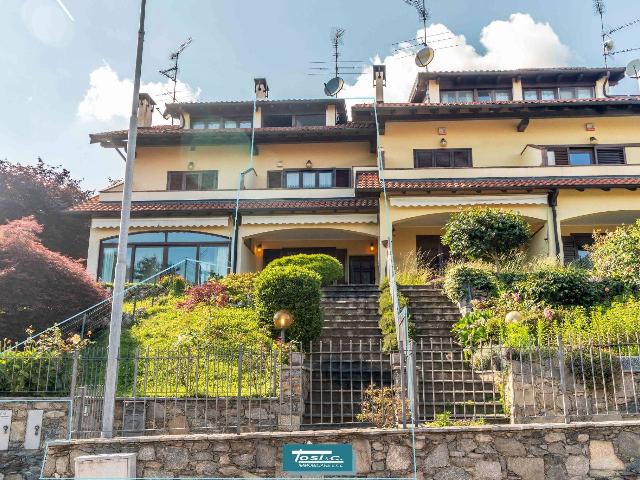 Villa a schiera in Via Colli Fioriti 15/a, Nebbiuno - Foto 1