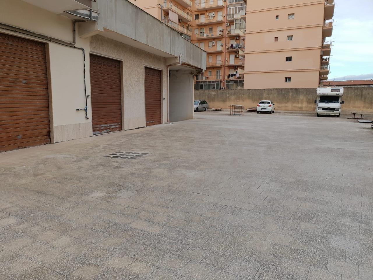 Parcheggio chiuso in , Siracusa, {3} - Foto 1