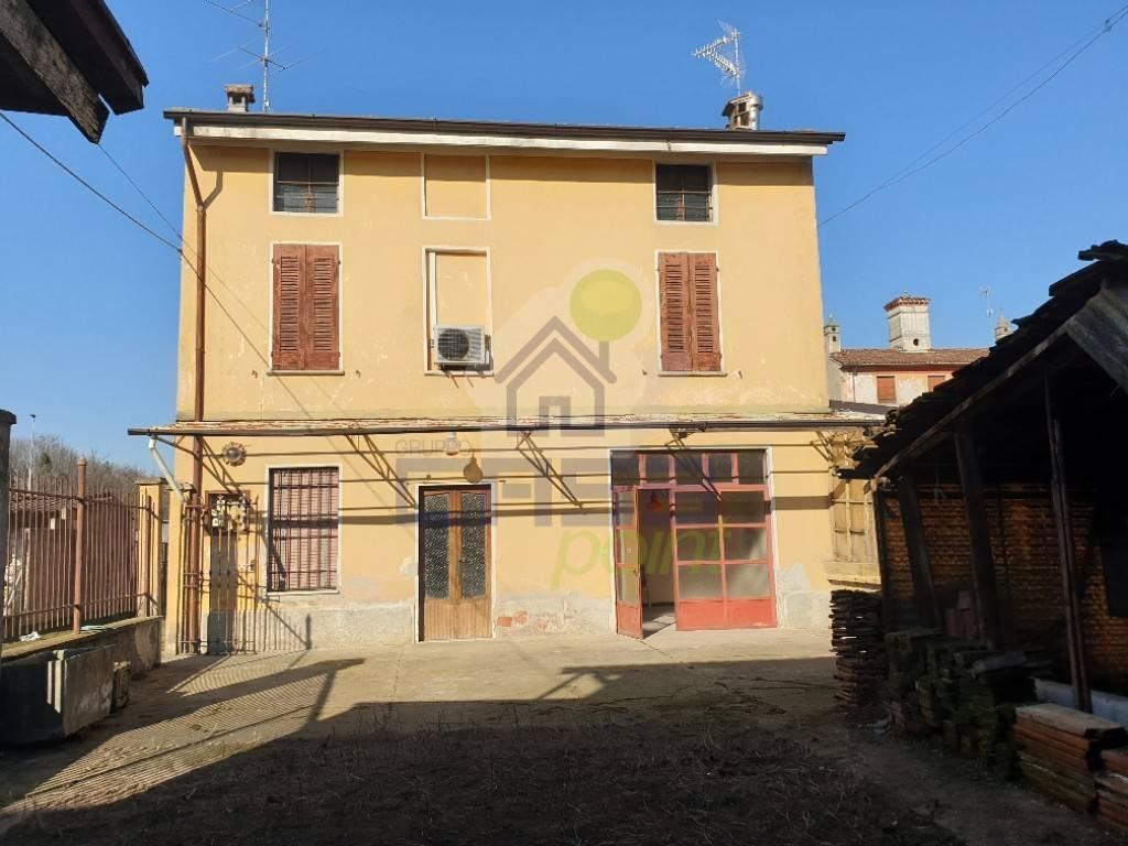 Casa indipendente in vendita a Pontevico
