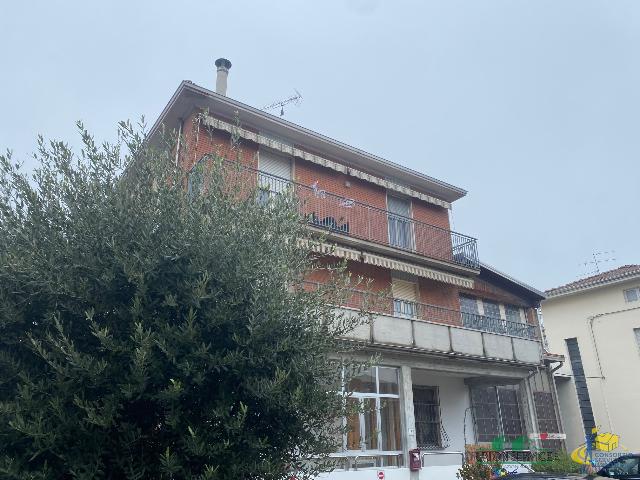 3-room flat in Via Corridoni, Medesano - Photo 1