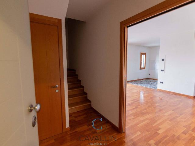 Dreizimmerwohnung in Via San Gaetano, Montebelluna - Foto 1