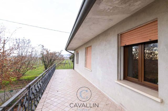 Villa in Strada Provinciale di Vedelago, Montebelluna - Foto 1