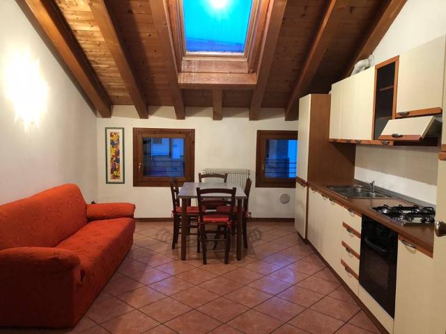 3-room flat in Via Roma, Montebelluna - Photo 1