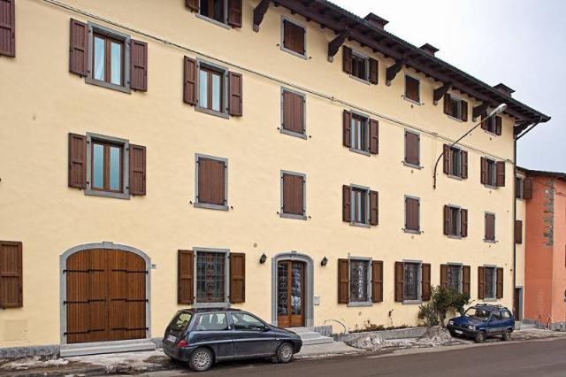 3-room flat in Strada Statale dell'Abetone E del Brennero, Fiumalbo - Photo 1