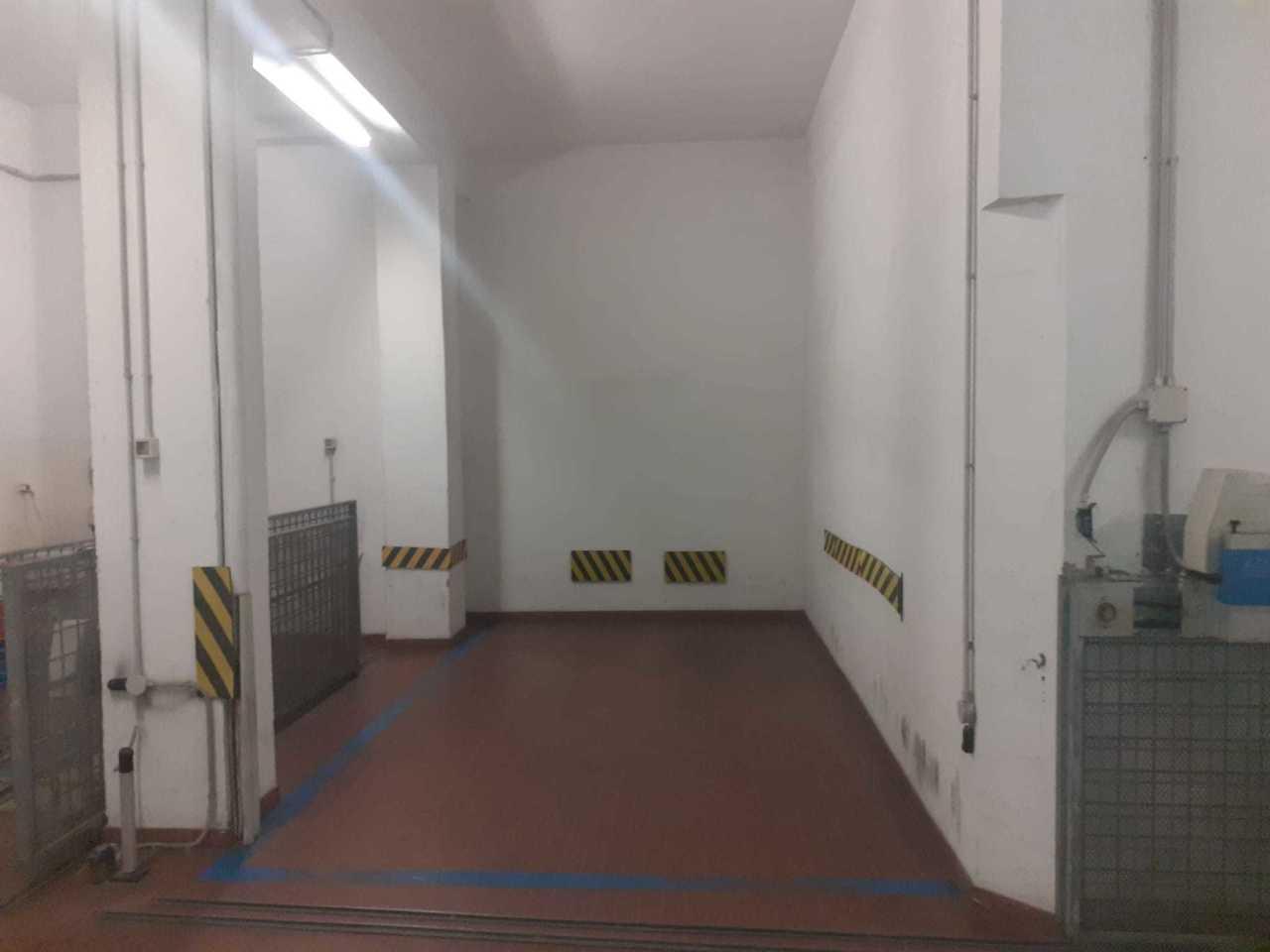 Parcheggio chiuso in Via dei Bersaglieri, Bologna - Foto 1